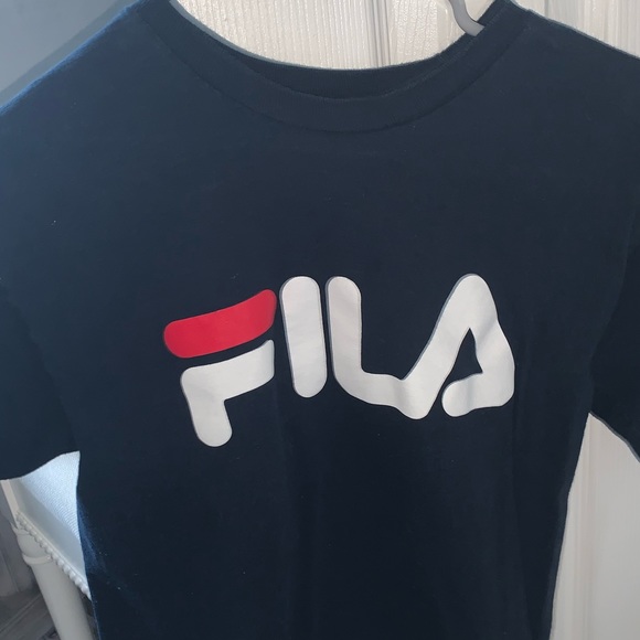 Women’s Fila Shirt ! ✨(2 for 15$) - Picture 1 of 1
